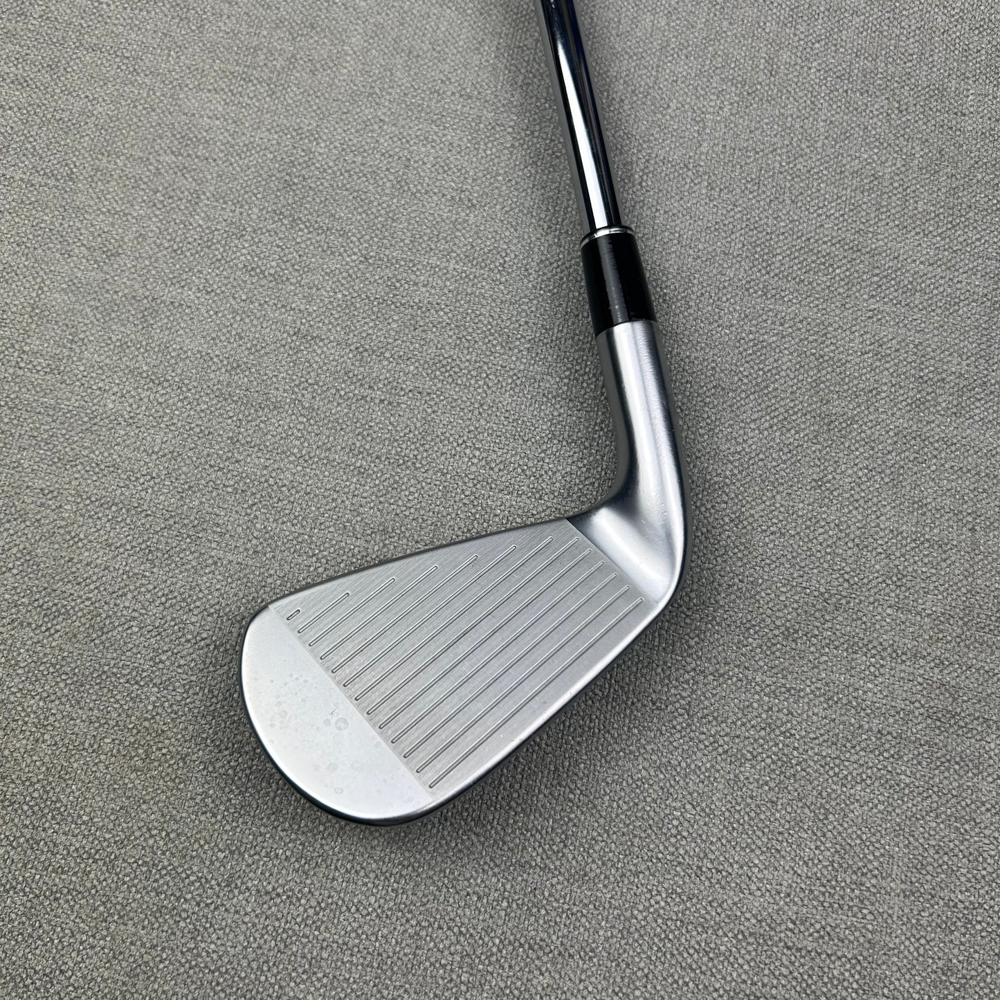 Srixon ZX Mk2 Utility 3 Iron - Project X Stiff Flex / 20 Degree