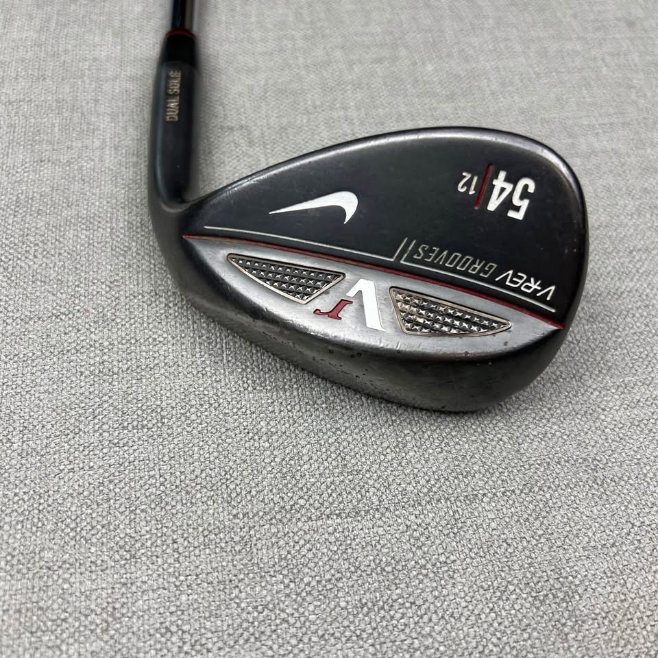 Nike VR Rev Groove Wedge - 54 Degree / Wedge Flex
