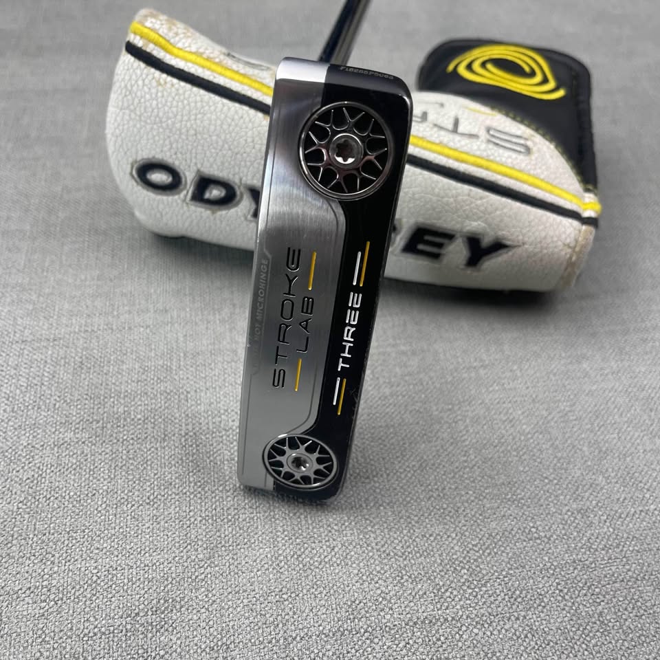 Odyssey Stroke Lab Three Putter - 35 Inches / SuperStroke Grip