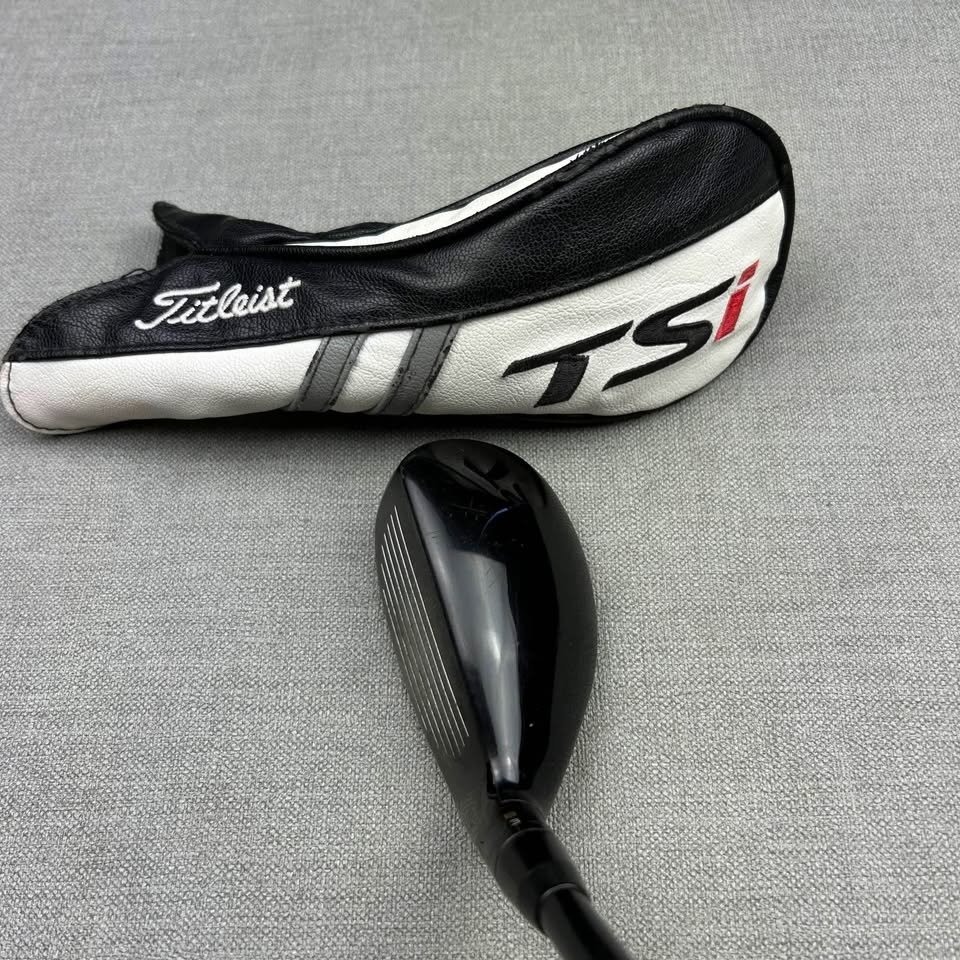 Titleist TSI3 2 Hybrid - Stiff Flex / 18 Degree