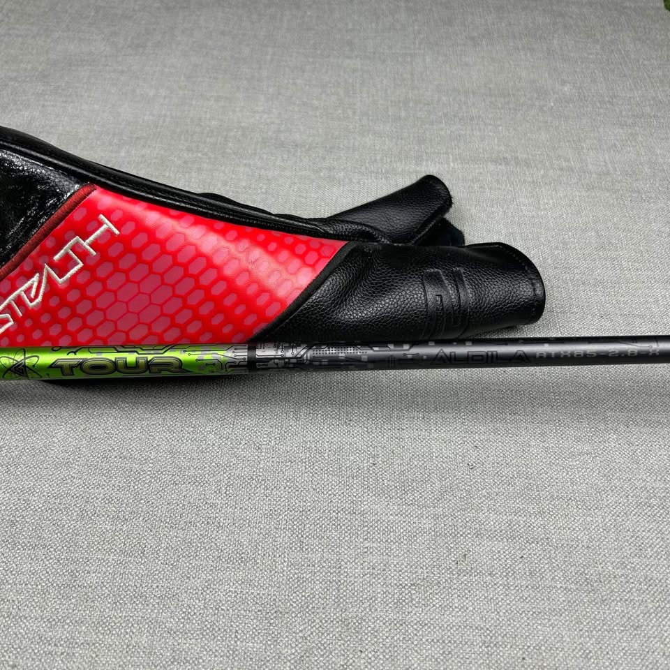 Taylormade Stealth2 5 Wood - X Flex / 18 Degree / Left Handed