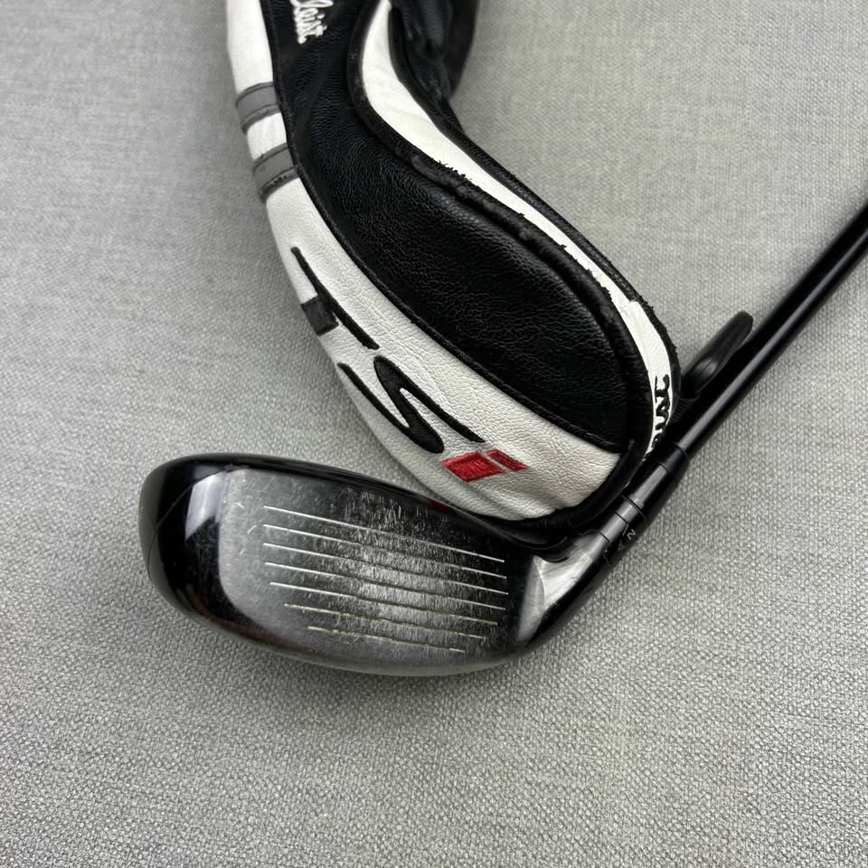 Titleist TSI3 2 Hybrid - Stiff Flex / 18 Degree