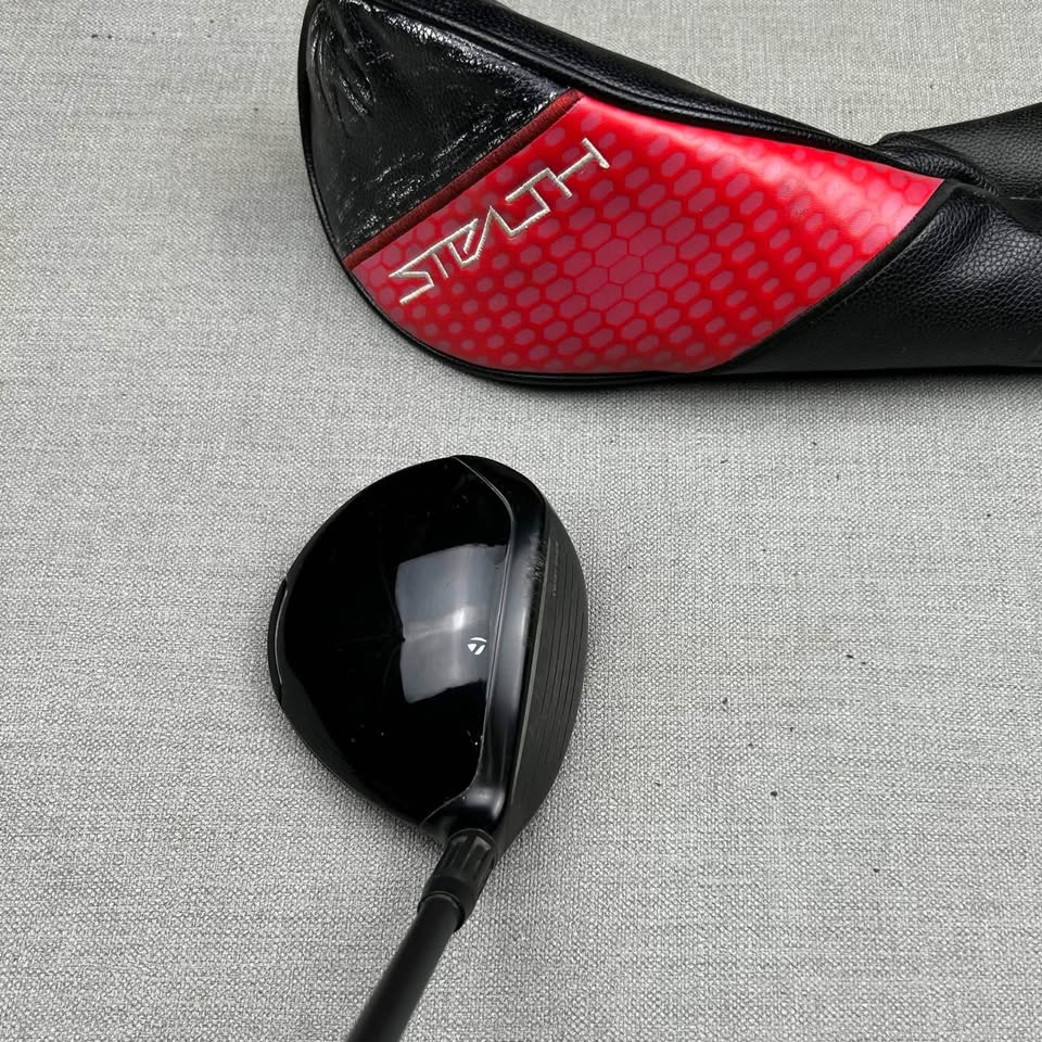 Taylormade Stealth2 5 Wood - X Flex / 18 Degree / Left Handed