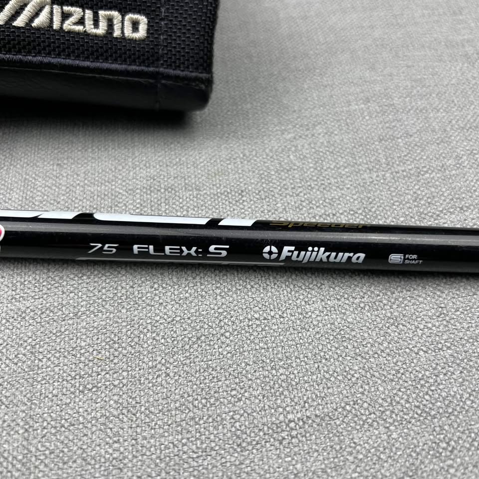 Mizuno CLK Hybrid - Stiff Flex / 19 Degree / Golf Pride Teams MCC