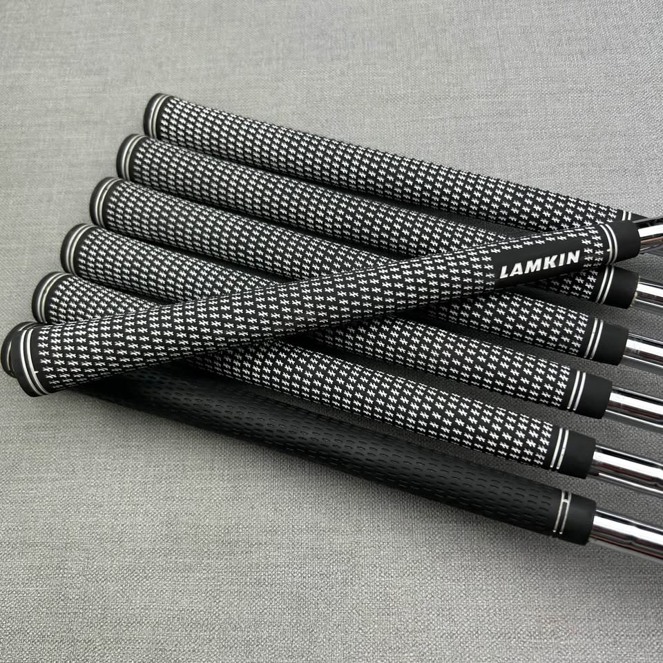 Wilson Staff - Staff Model CB Irons / 4-PW