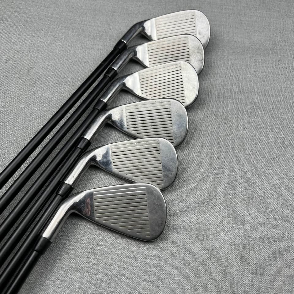 Callaway Mavrik Max Women’s Irons - Ladies Lightweight Graphite Flex / 5-PW