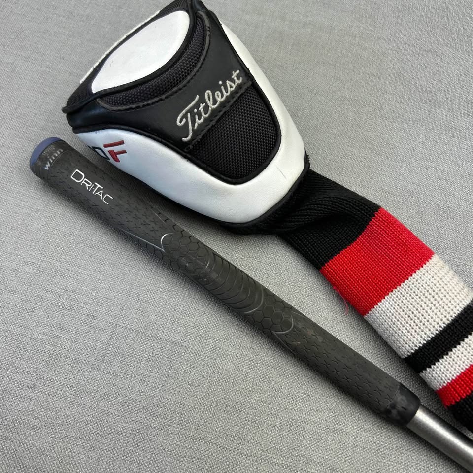 Titleist 915 Fd Fairway 2 Wood - Stiff Flex / 13.5 Degree