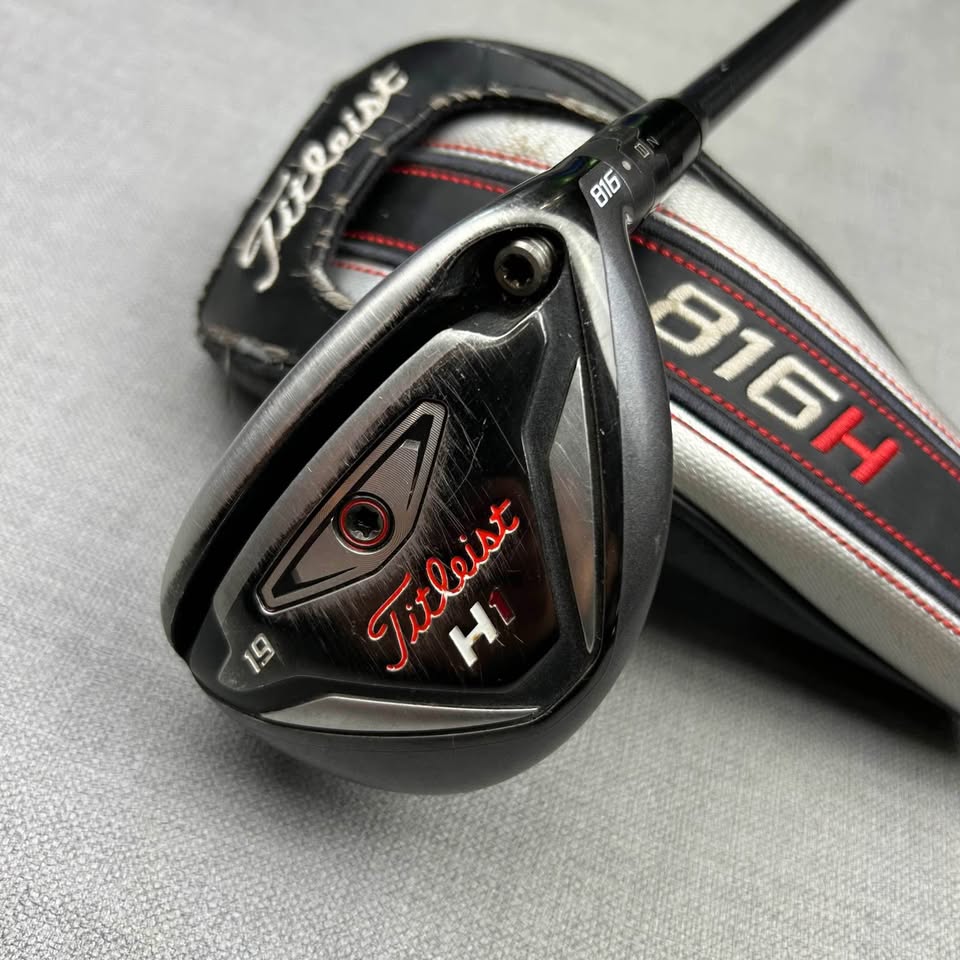 Titleist 816 H1 Hybrid - 19 Degrees / Stiff Flex