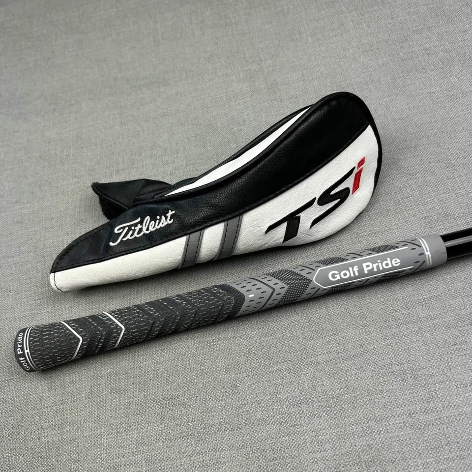 Titleist TSi2 4 Hybrid - Regular Flex / 21 Degree