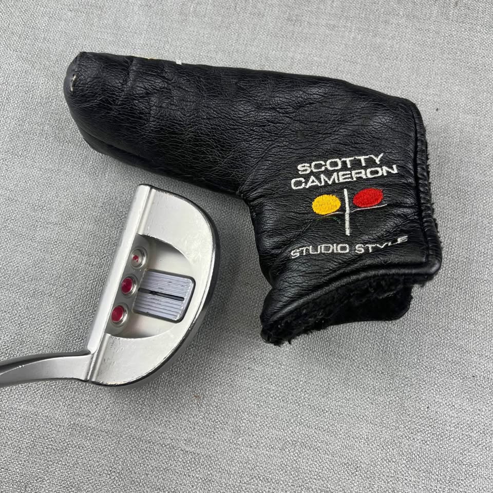 Scotty Cameron GoLo 3 Putter - 33 Inches / SuperStroke