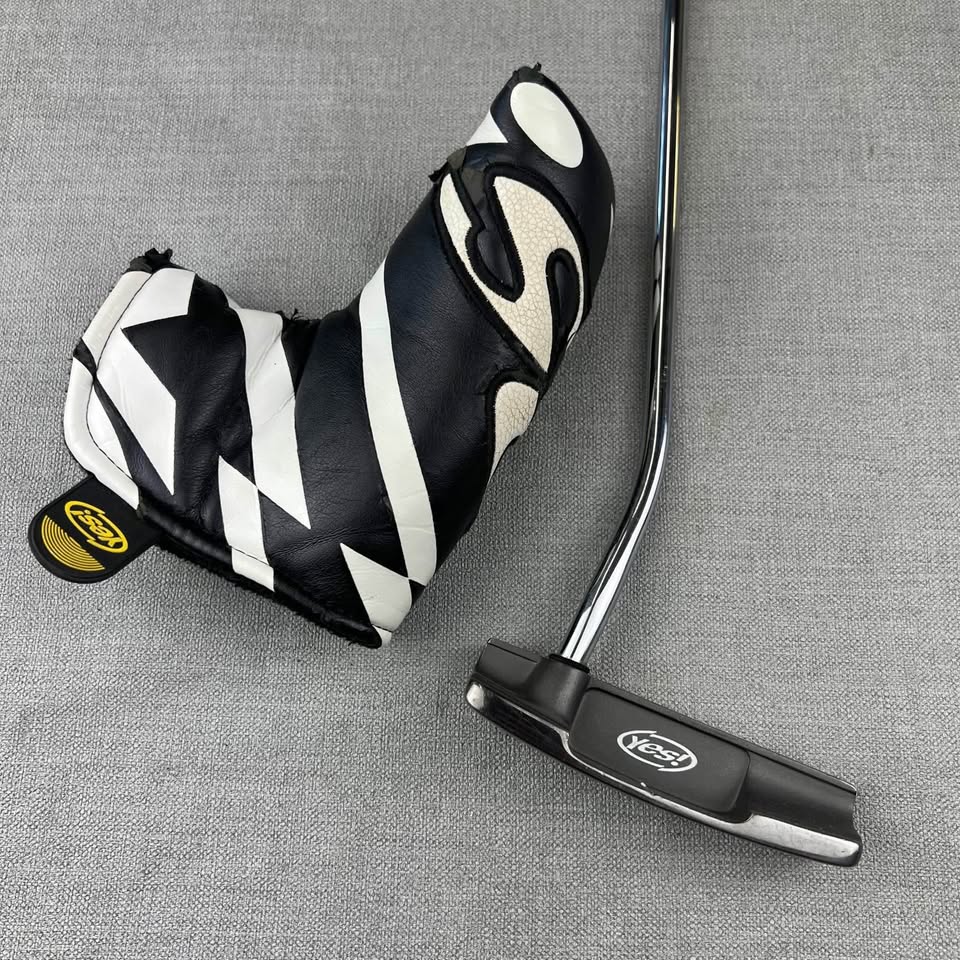 YES C Groove Tracy Putter - 32.5 Inches