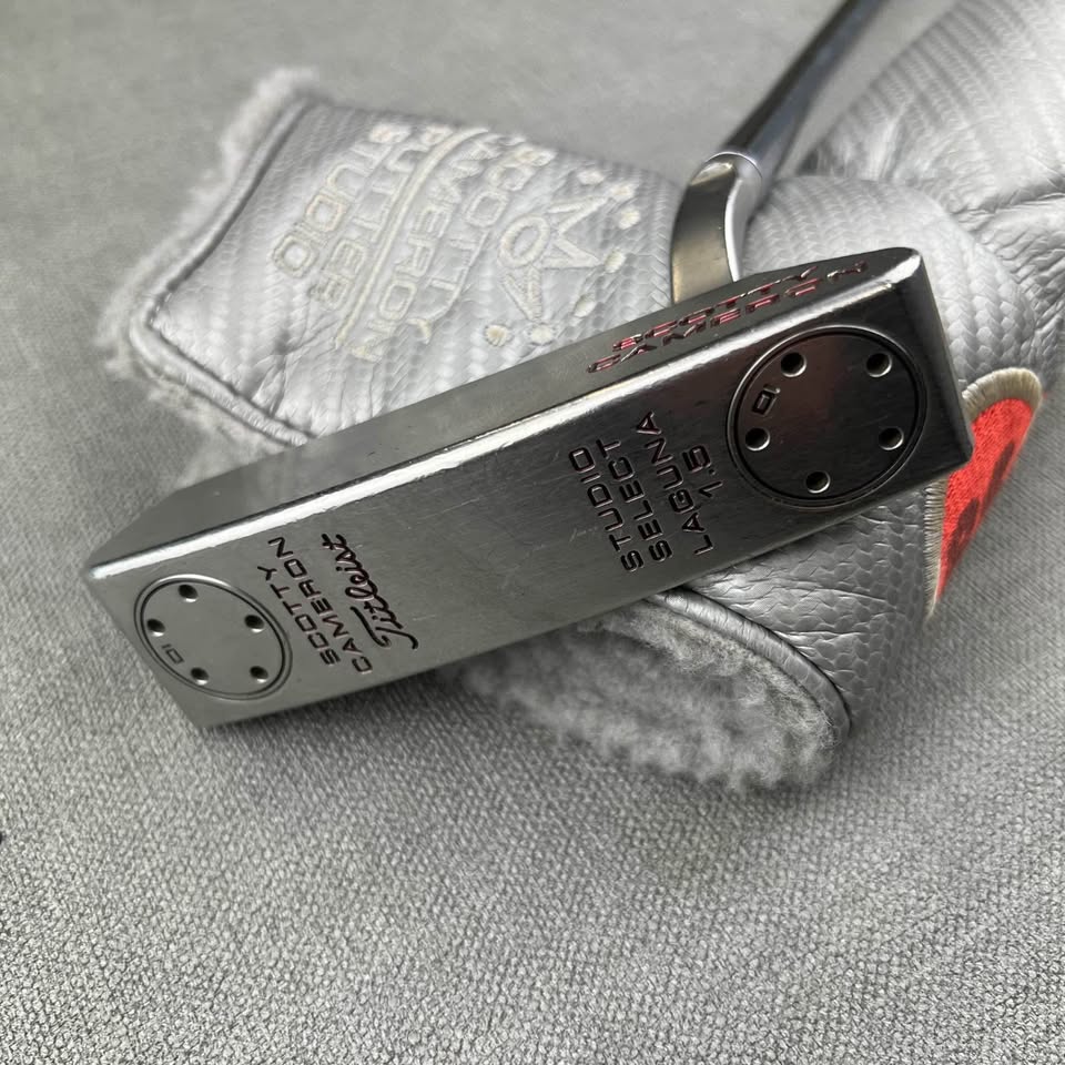 Scotty Cameron Studio Select Laguna 1.5 Putter - 34.5 Inches / Golf Pride