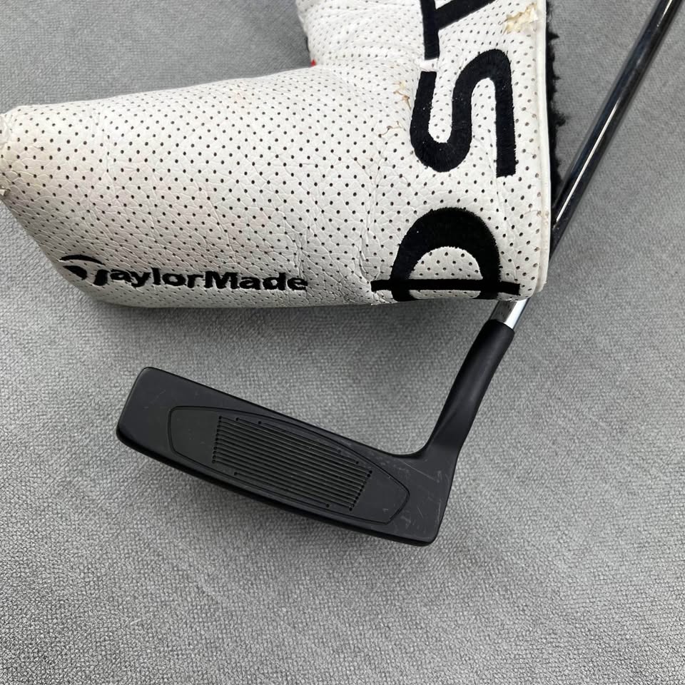 Taylormade Ghost TM-880 Tour - Custom Black Finish / 33.5 Inches