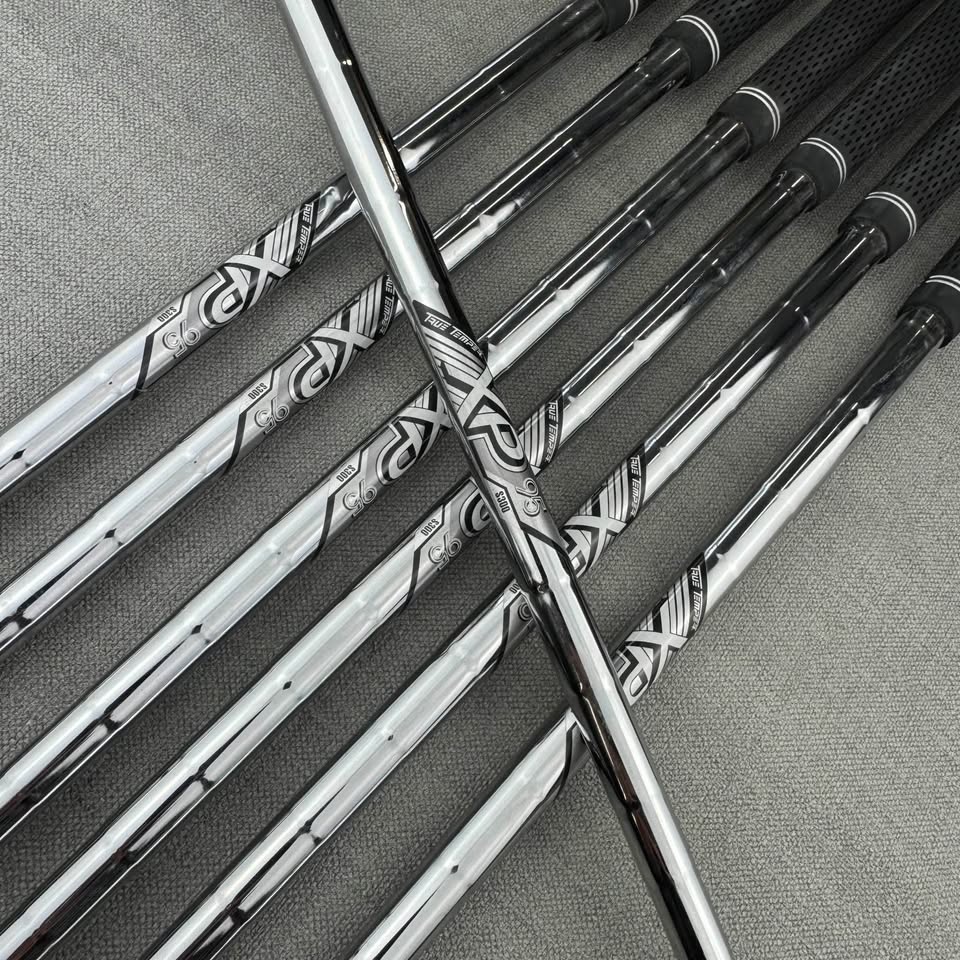 Callaway Rogue ST Max Irons - Stiff Flex / 4-PW