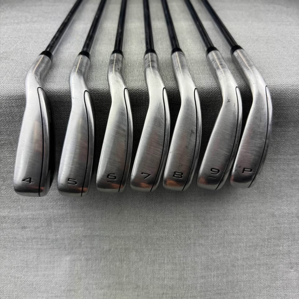 Callaway Rogue ST Max Irons - Stiff Flex / 4-PW