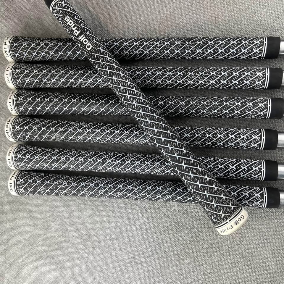 Mizuno Pro 221 Iron Set - 4-PW / Stiff Flex