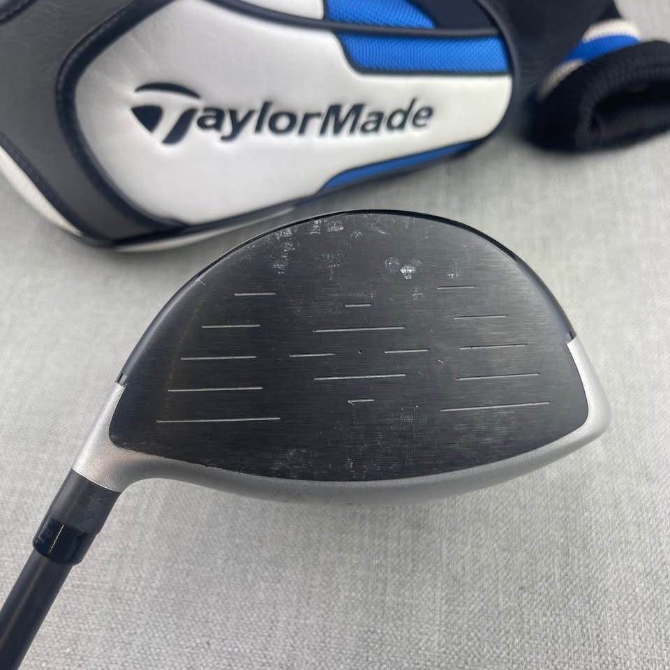 Taylormade SLDR S Driver - Stiff Flex / 10 Degree