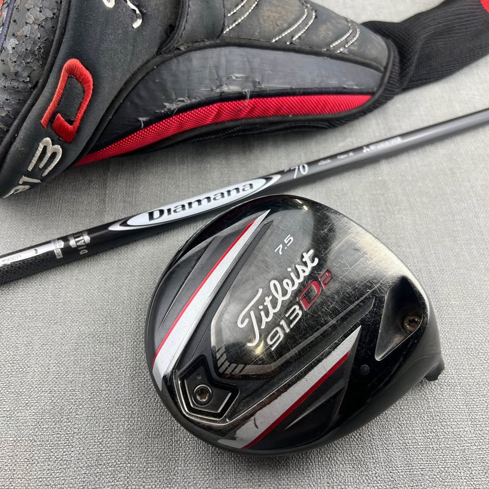 Titleist 913D2 Driver - Stiff Flex / 7.5 Degree Adjustable (Rare Loft)