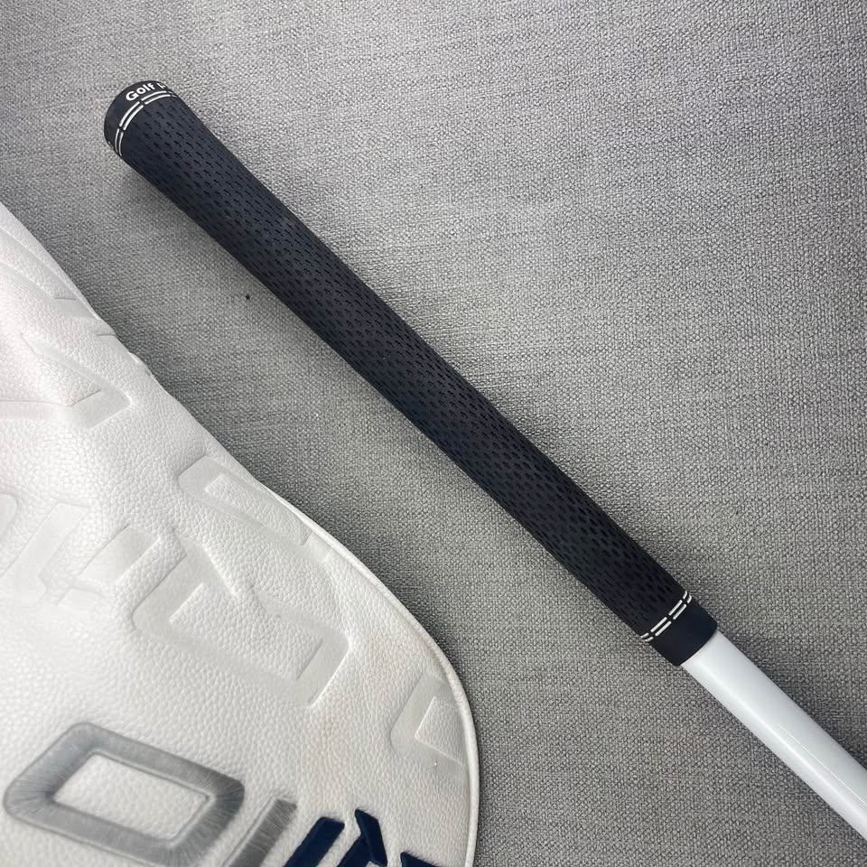 Taylormade Qi10 Driver - Regular Flex / 12 Degree