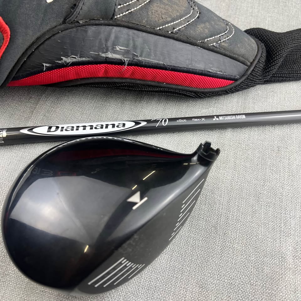 Titleist 913D2 Driver - Stiff Flex / 7.5 Degree Adjustable (Rare Loft)