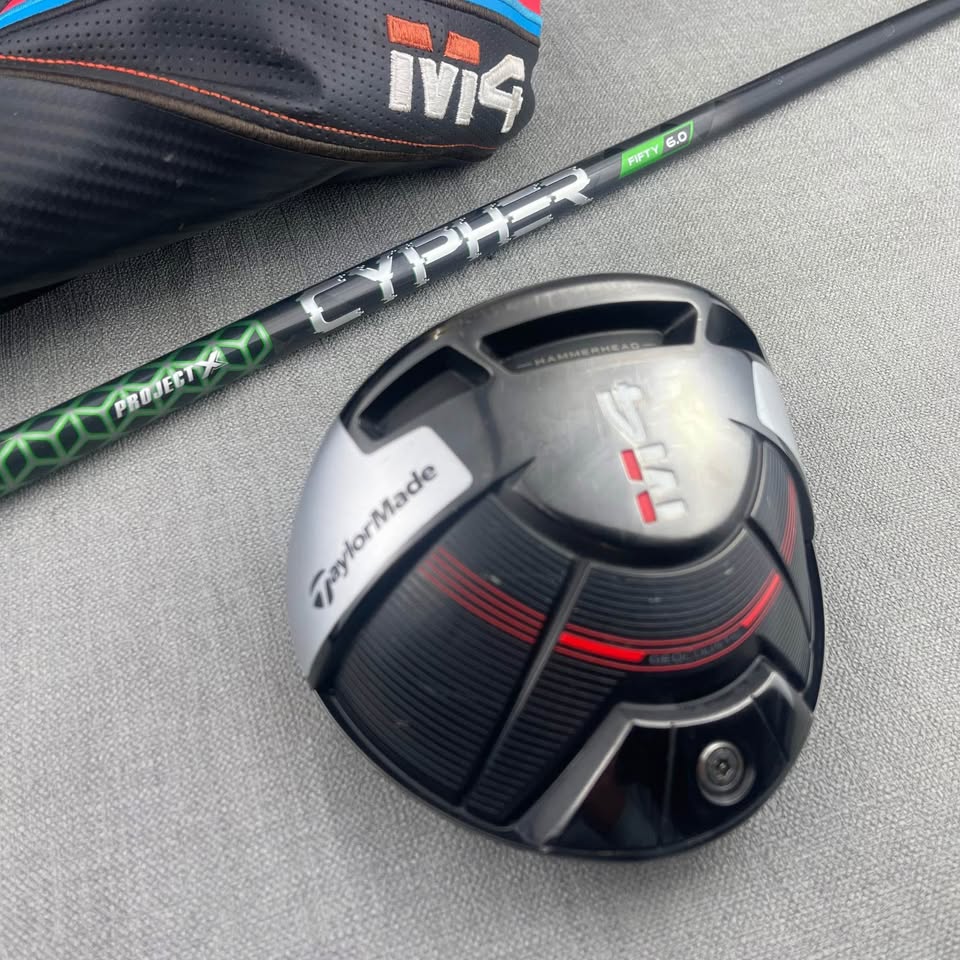 Taylormade M4 Driver - Stiff Flex / 10.5 Degree