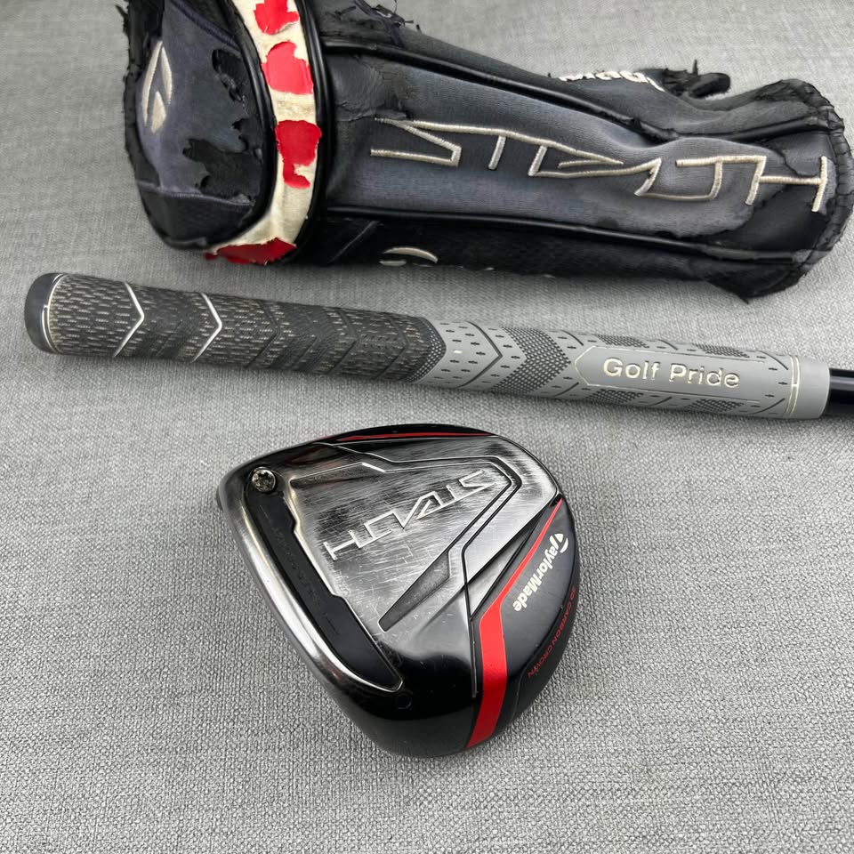 Taylormade Stealth Plus Fairway 3 Wood - TOUR ISSUE / Regular Flex / 15 Degree Adjustable