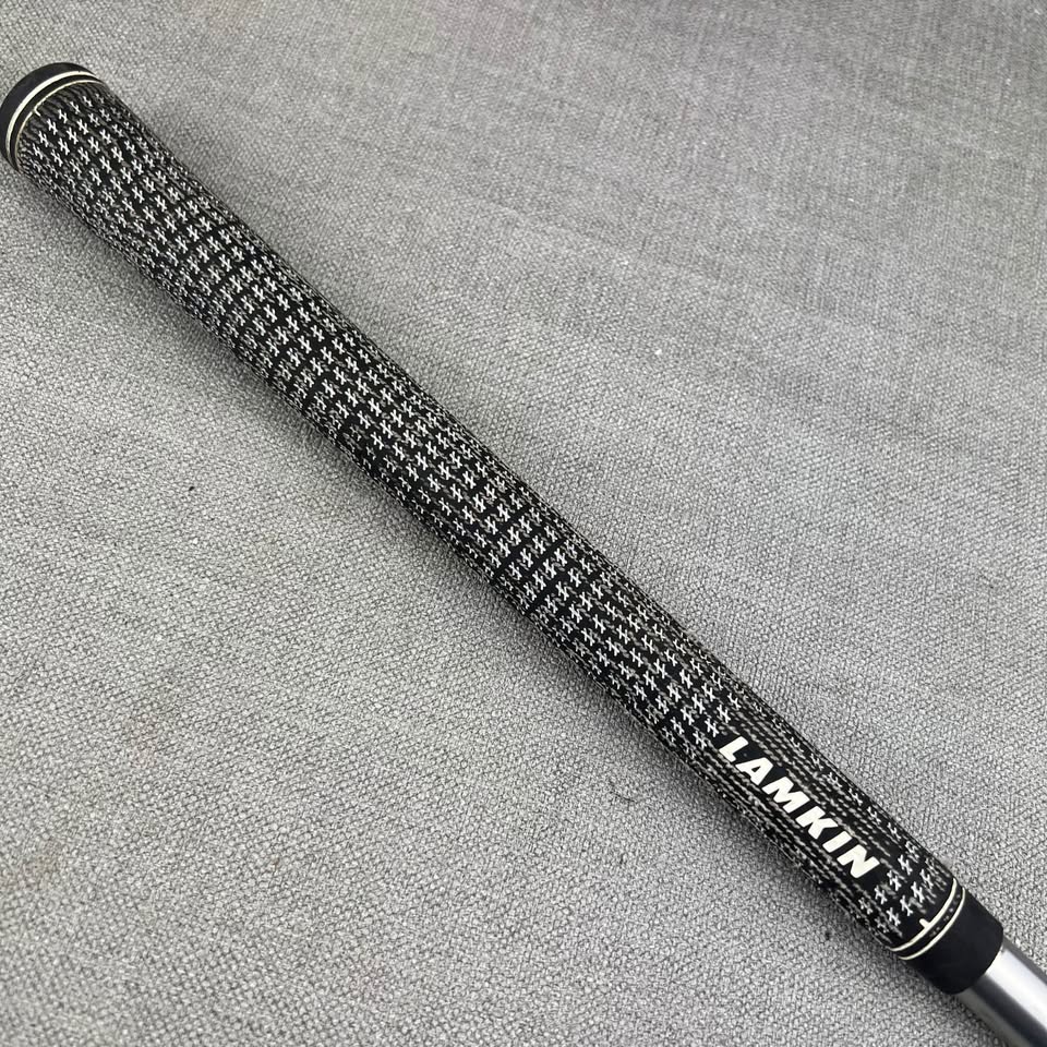 Taylormade P790 UDI 2 Iron - X Flex / 17 Degree