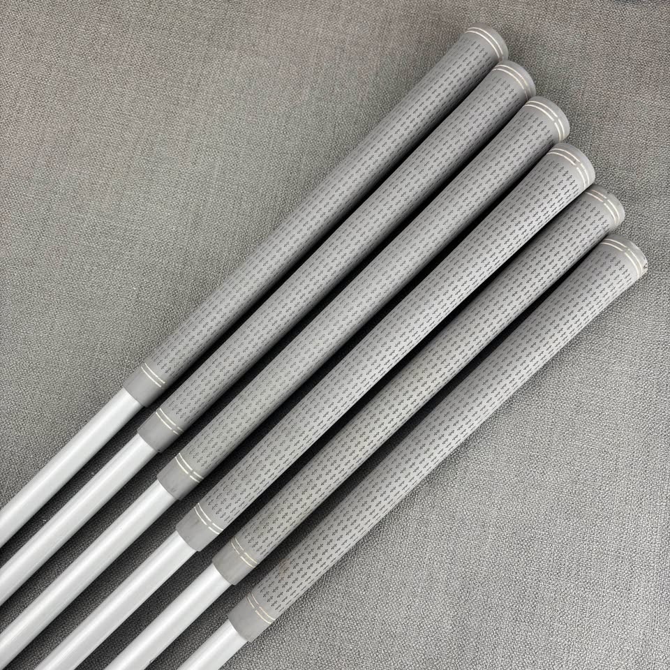 Cobra FlyXL Ladies Irons - Ladies Lightweight Flex / 6-SW