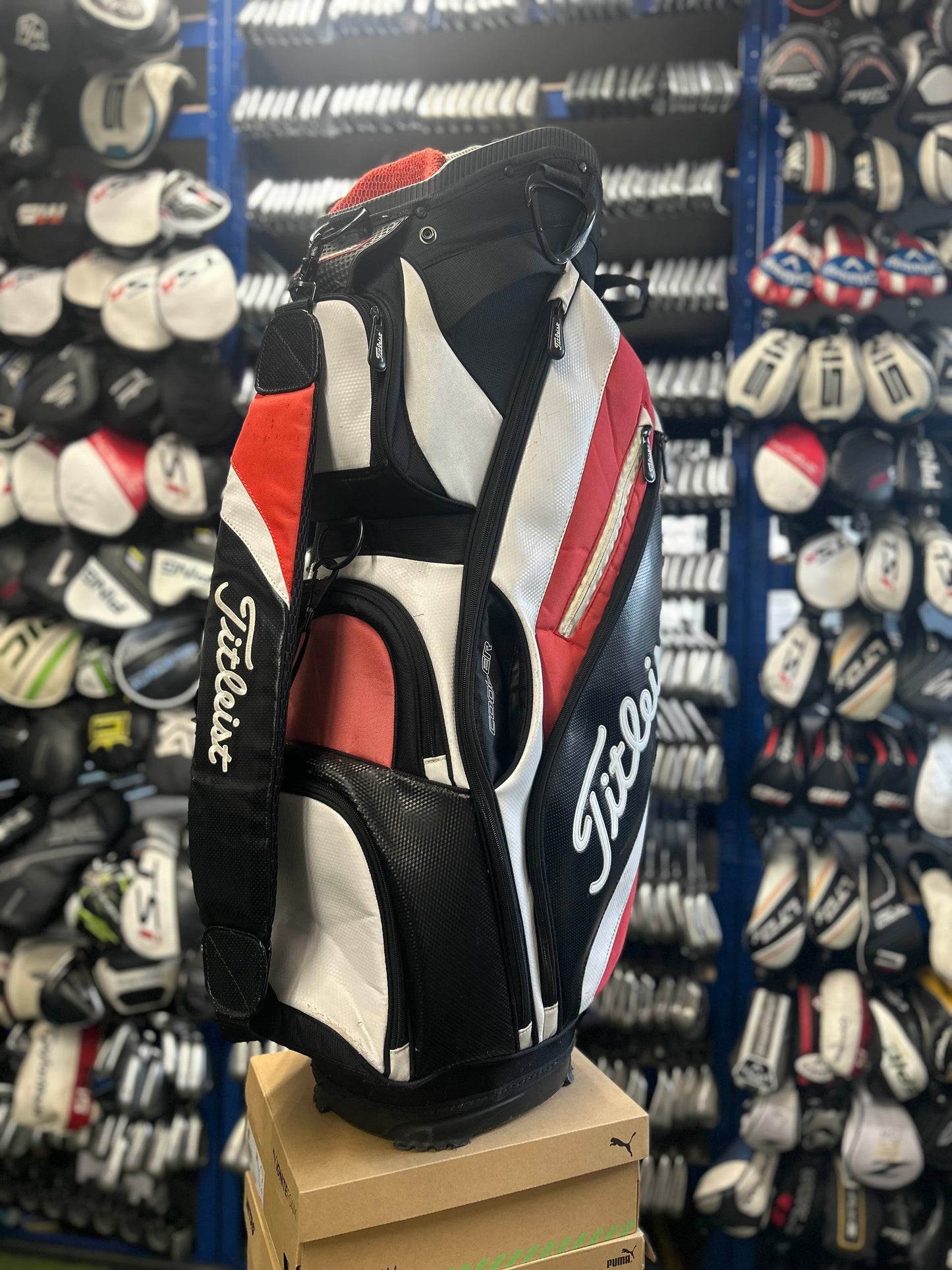 Titleist Cart Bag - All Zips Working & Rainhood