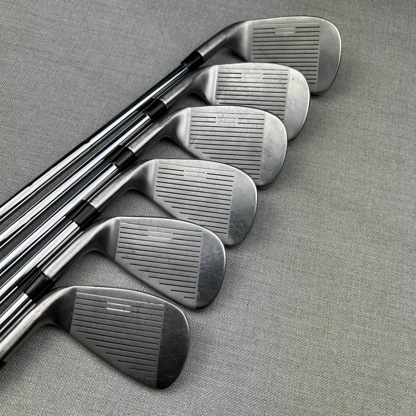 Wilson Ultra HL Irons - Regular Flex / 6-SW