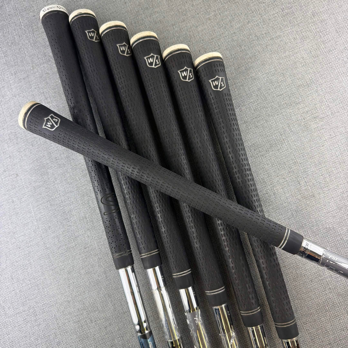 Wilson D350 Irons - Regular Flex / 5-SW