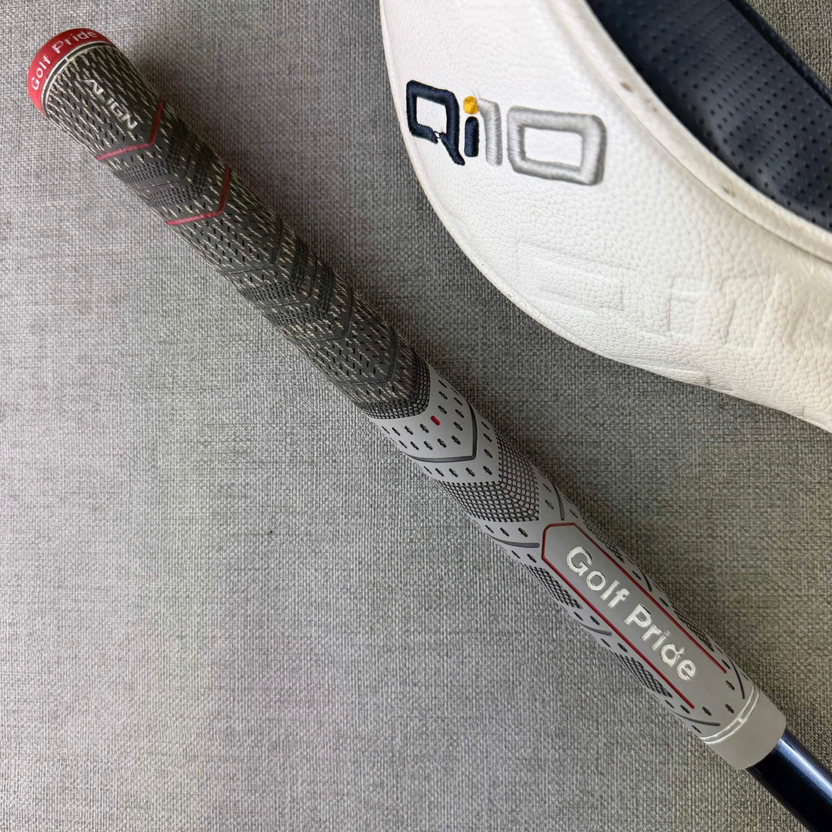 Taylormade Qi10 Rescue Hybrid - Stiff Flex / 19 Degree