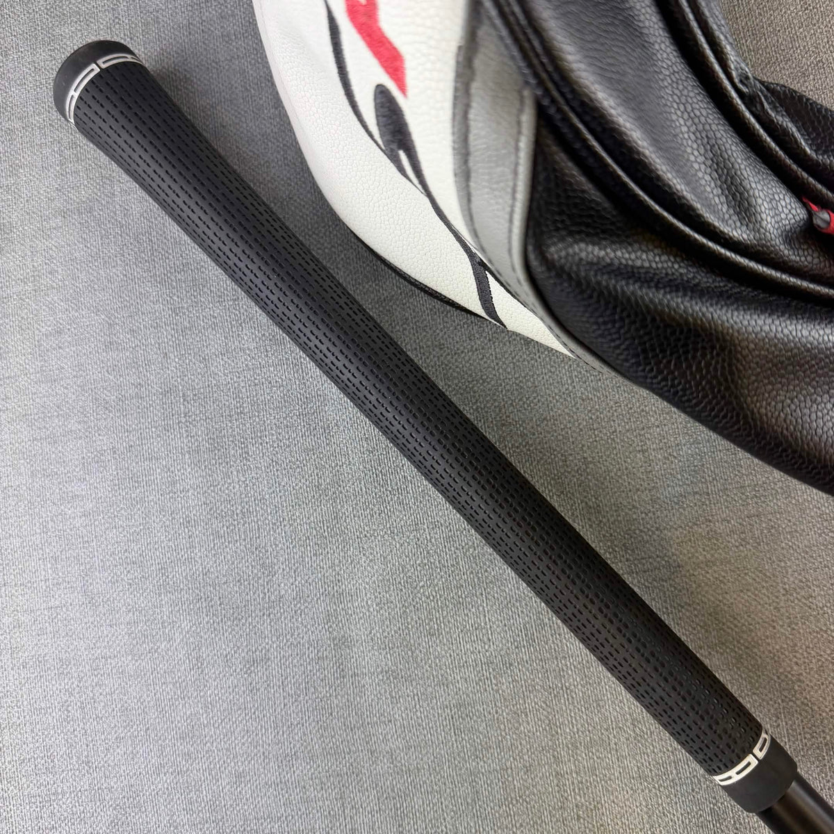Titleist TSR 3 Driver - Extra Stiff Flex 60g / 10 Degree