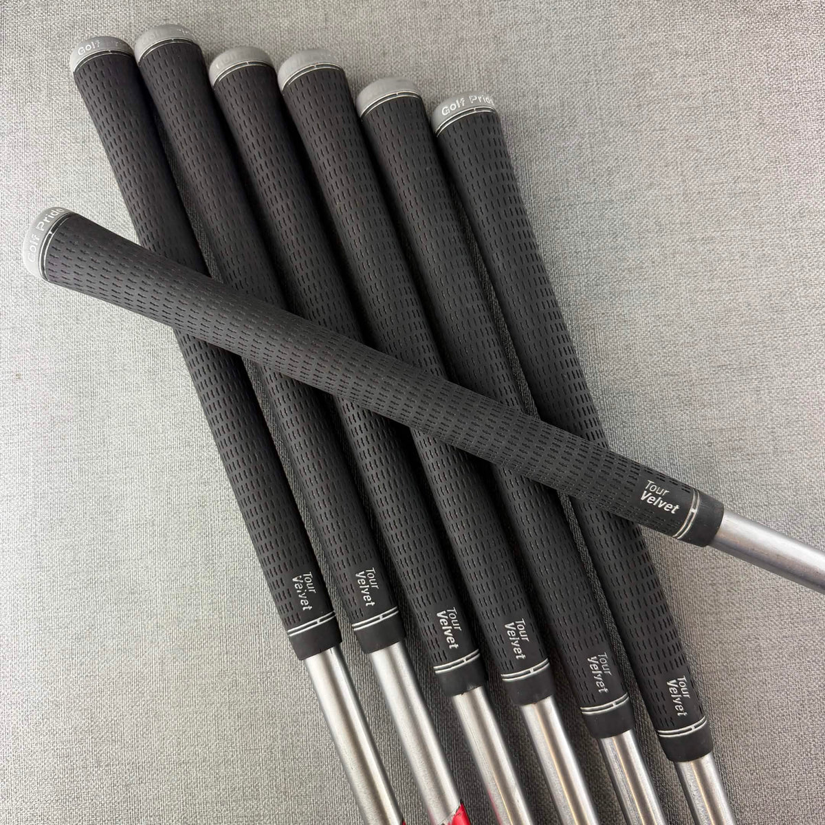 Titleist T100 Forged Irons - Stiff Flex / 4-PW