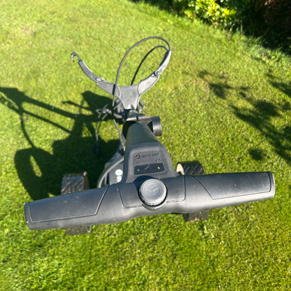 Motocaddy 2025 SE Electric Trolley