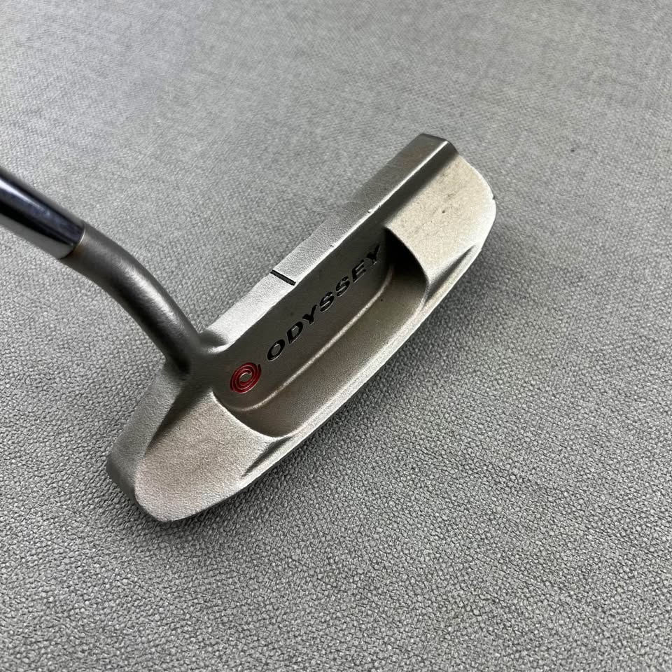 Odyssey Dual Force 2 Centre Shaft Putter - 32 Inches / WINN Grip