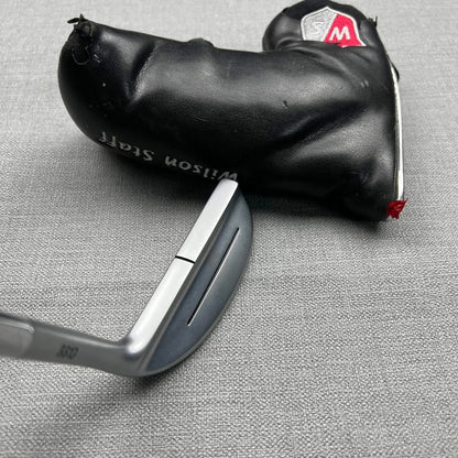 Wilson Staff R Mendralla Putter - 34.5 Inches