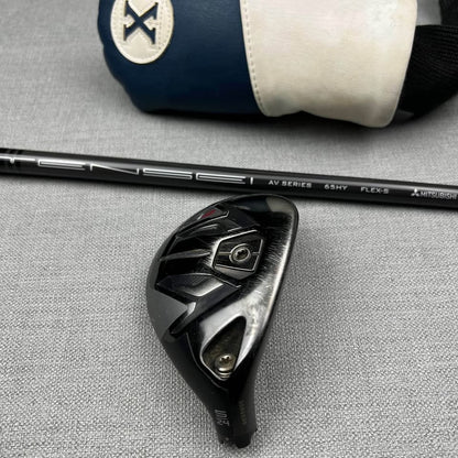 Titleist TSi2 5 Hybrid - Stiff Flex / 24 Degree