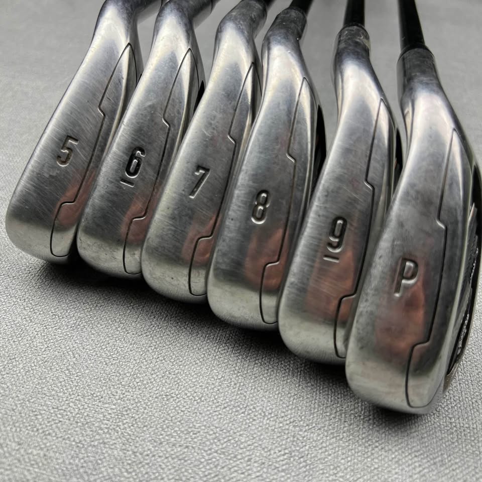 Callaway Mavrik Max Women’s Irons - Ladies Lightweight Graphite Flex / 5-PW