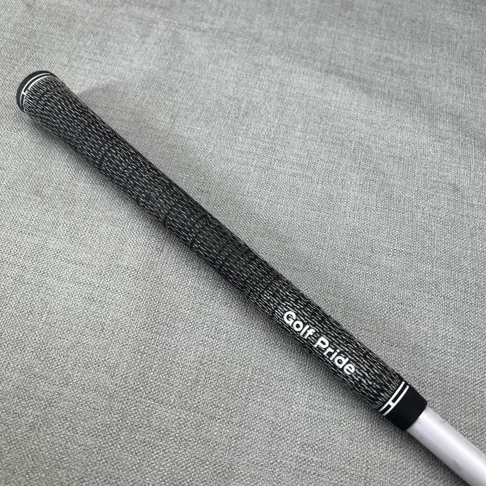 Titleist T200 Utility 4 Iron - Tour AD DI Stiff Flex / 22 Degree