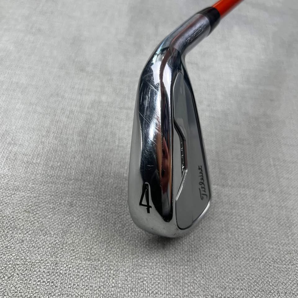 Titleist T200 Utility 4 Iron - Tour AD DI Stiff Flex / 22 Degree