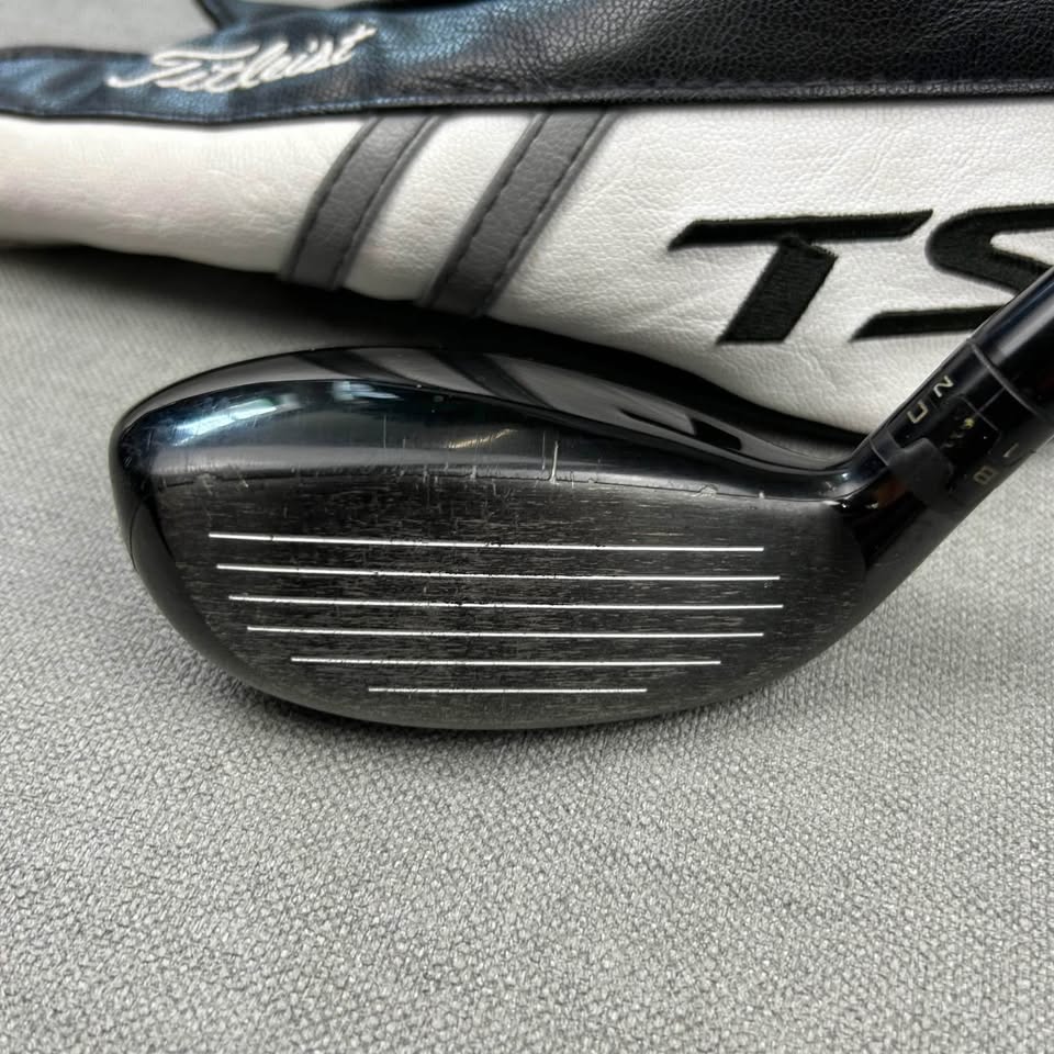 Titleist TSi2 4 Hybrid - Regular Flex / 21 Degree