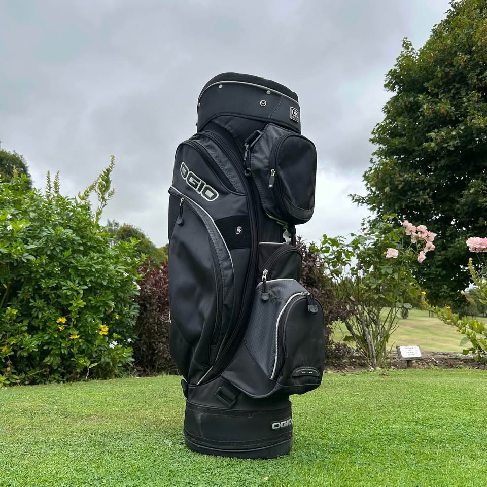 Ogio Golf Cart Bag - All Zips Working