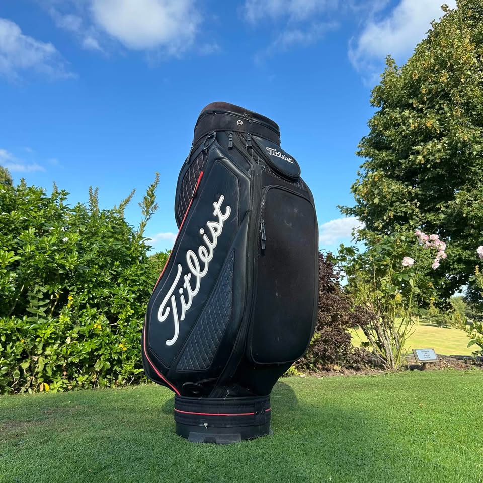 Titleist Midsize Cart Bag - All Zips Working