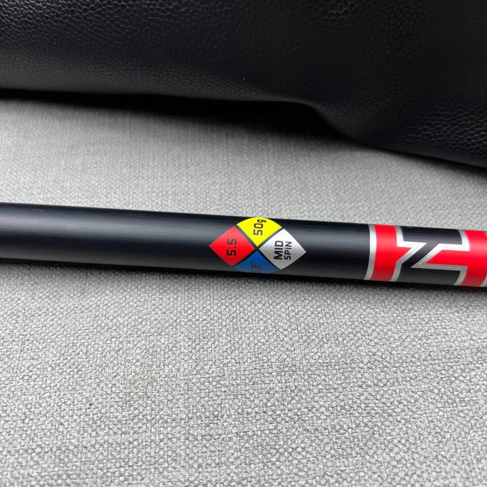 Titleist TSR4 Driver - Regular Flex Gen4 Hzrdus / 9 Degree / Finance Available