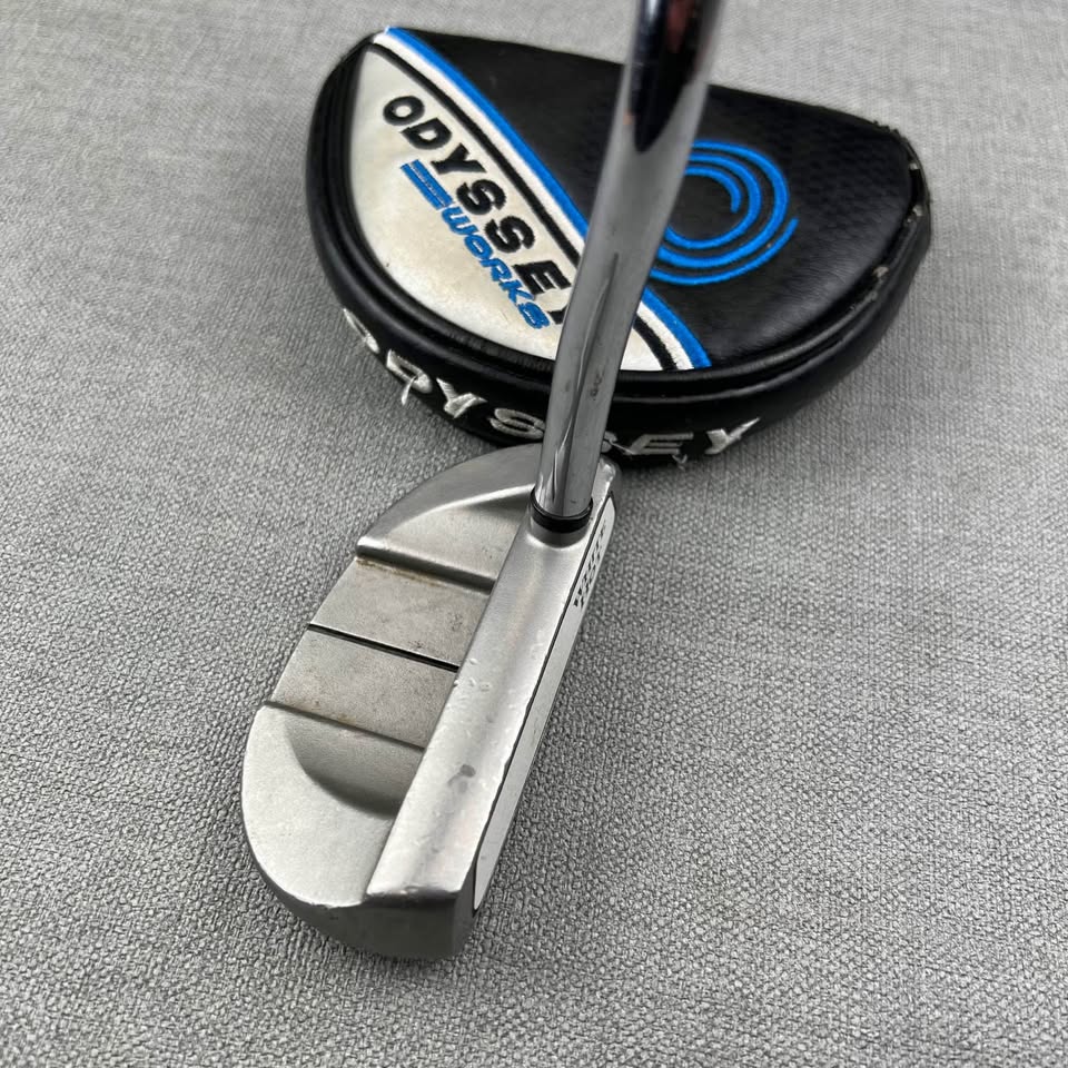 Odyssey White Hot 5 Putter - 30 Inches / Newer Odyssey Grip & HC