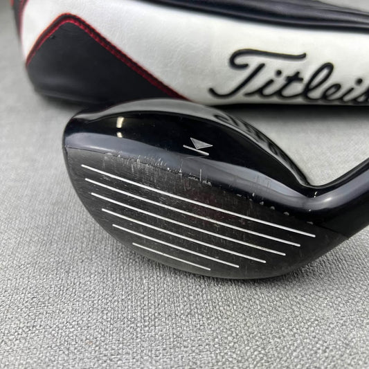 Titleist 910F Fairway 4 Wood - X Flex / 17 Degree