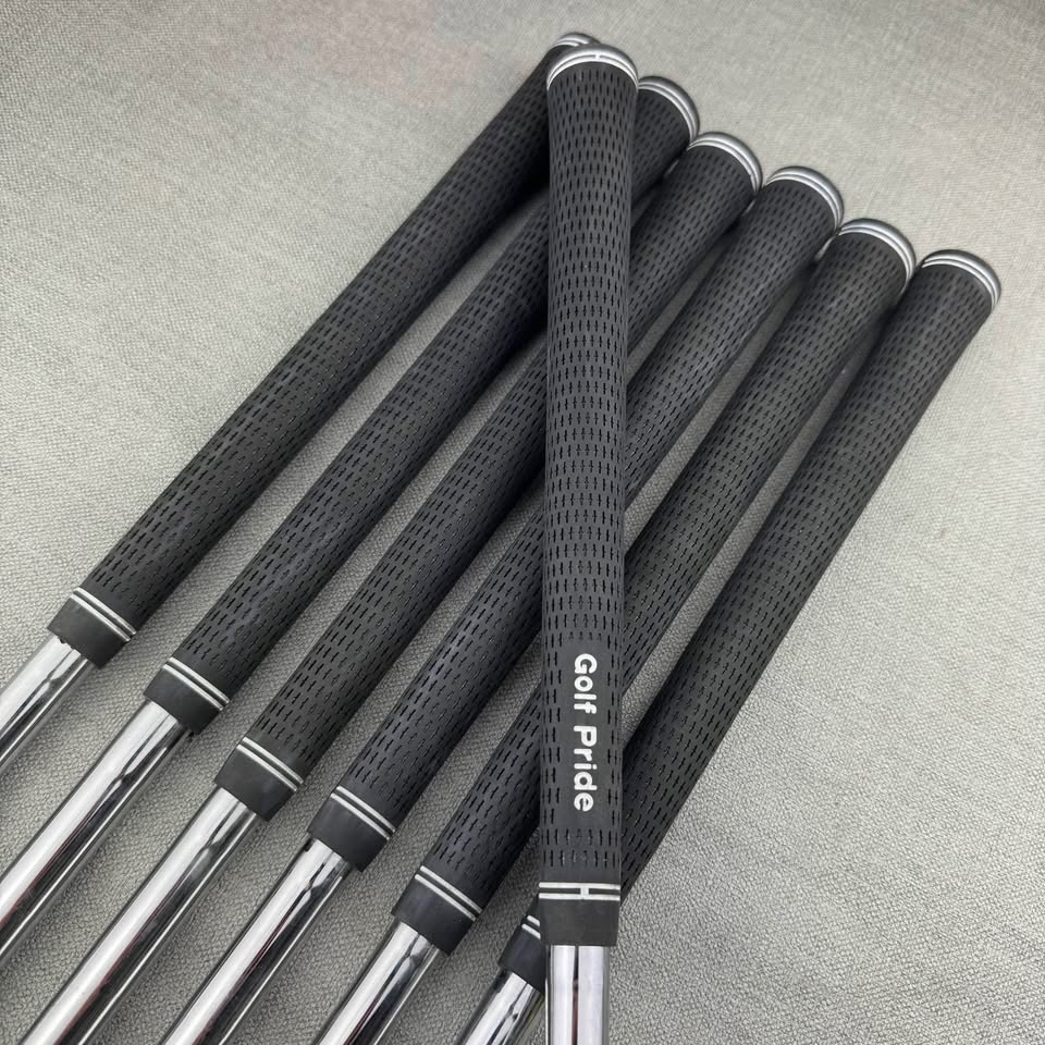 Callaway Rogue ST Max Irons - Stiff Flex / 4-PW