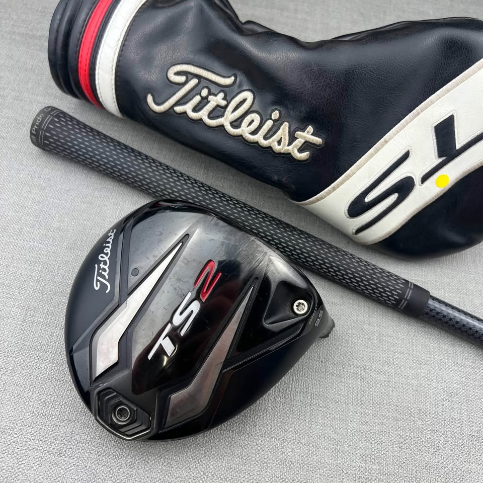 Titleist TS2 Driver - Stiff Flex / 9.5 Degree