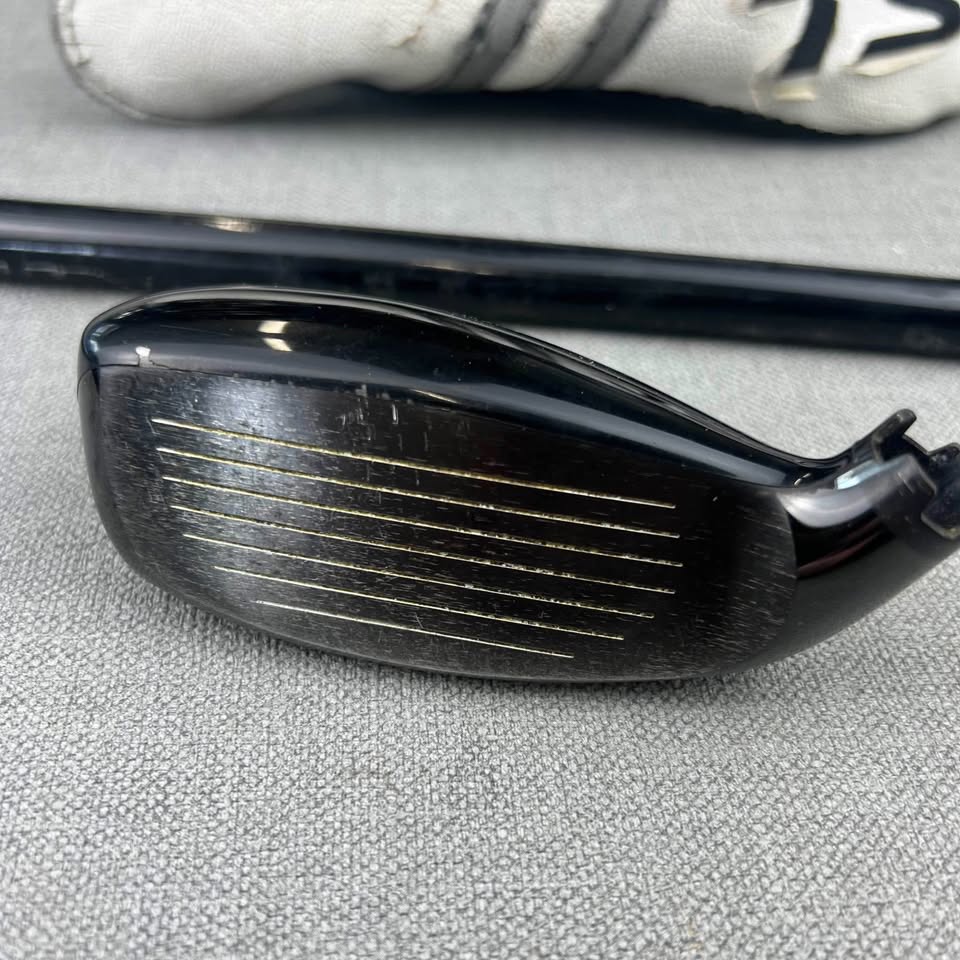 Titleist TSi3 3 Hybrid - Stiff Flex / 20 Degree